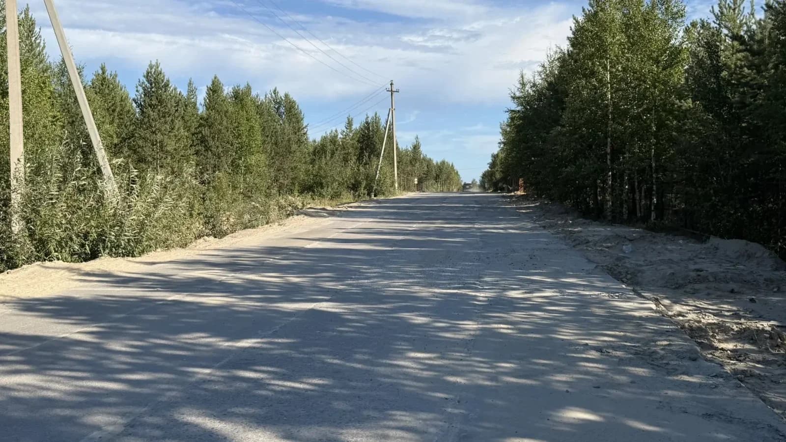 Путь губкинских садоводов станет комфортным: на дачах строят плиточную дорогу