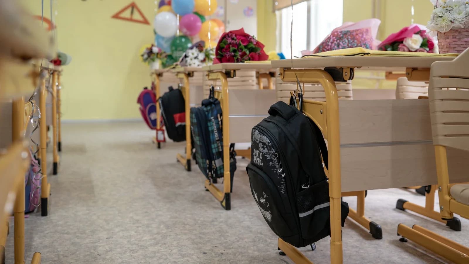 В Губкинском стартовала акция помощи «Собери ребенка в школу»
