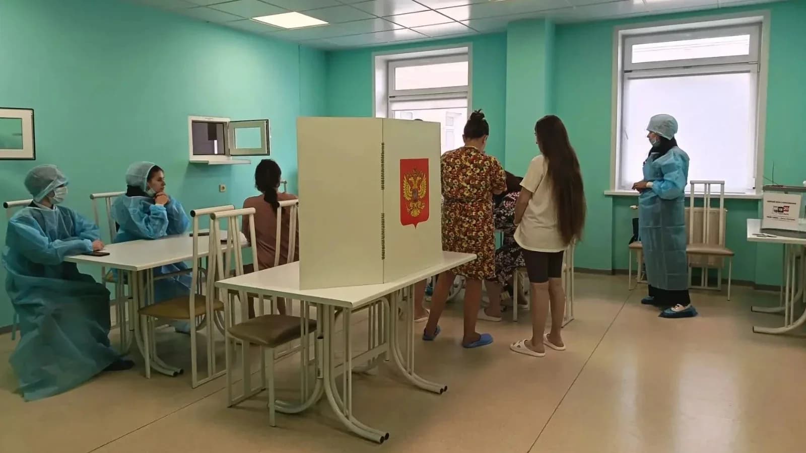 Лечение в стационаре не мешает посетить выборы: губкинцы голосуют прямо в больнице