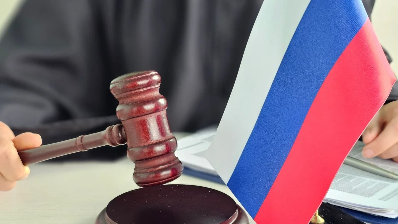 В Губкинском районном суде создают новый зал заседаний