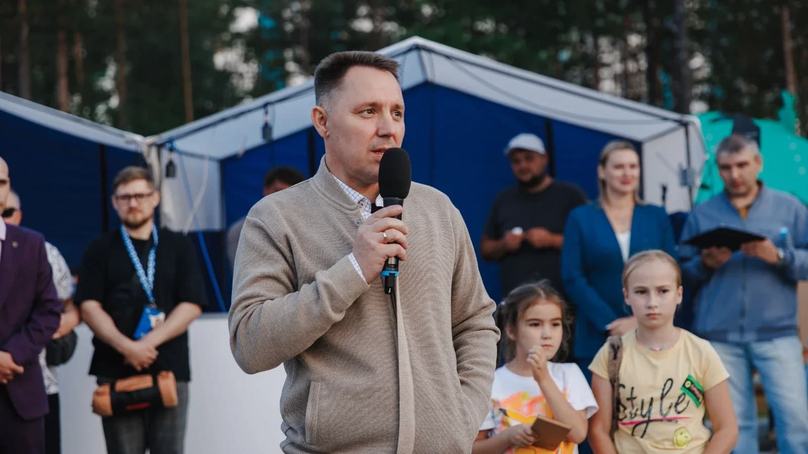 Час в прямом эфире: глава Губкинского Андрей Бандурко ответил на вопросы жителей